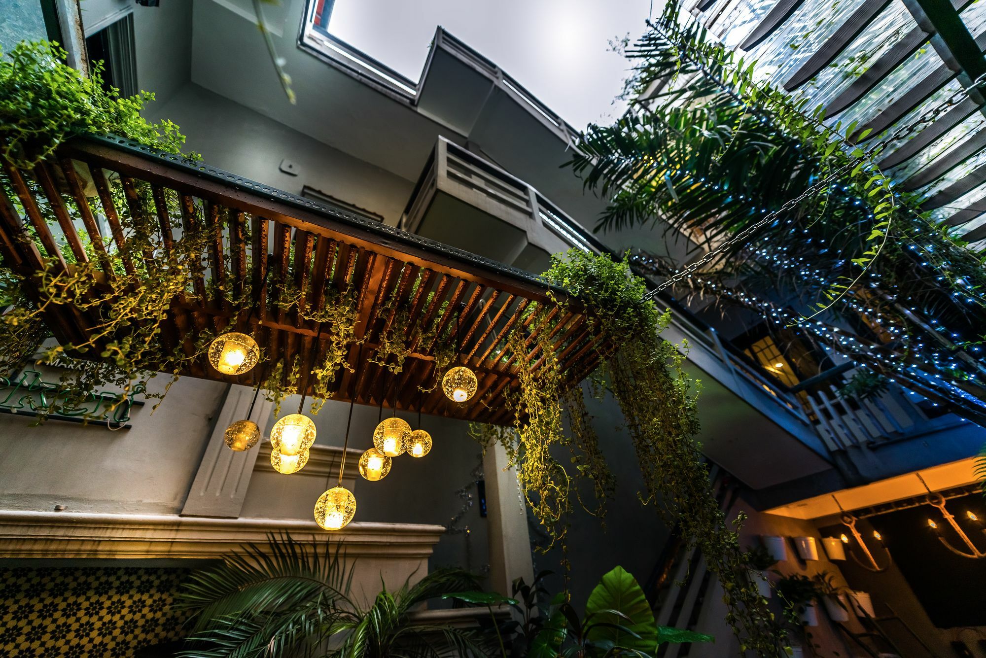 Oliving Serviced Residence Hanoi Esterno foto